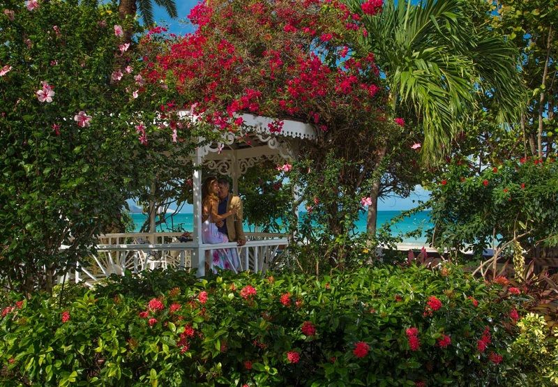 Sandals Grande Antigua Resort & Spa Dickenson Bay Exterior photo